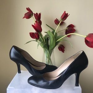 Classic leather hills size 8